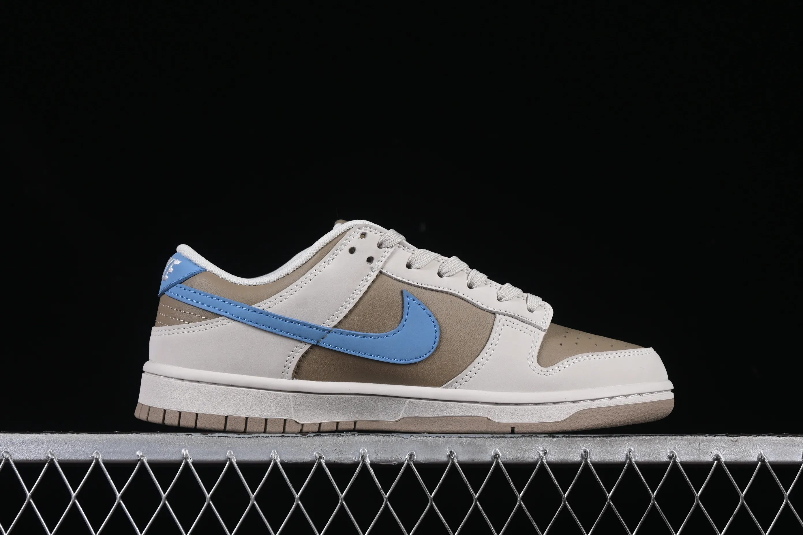 All Categories Nk SB Dunk Series Nk SB Dunk Low Low-top sneakers Nike Dunk Low Retro "Premium" Caramel milk coffee Low-top casual sneakers HQ1175-240